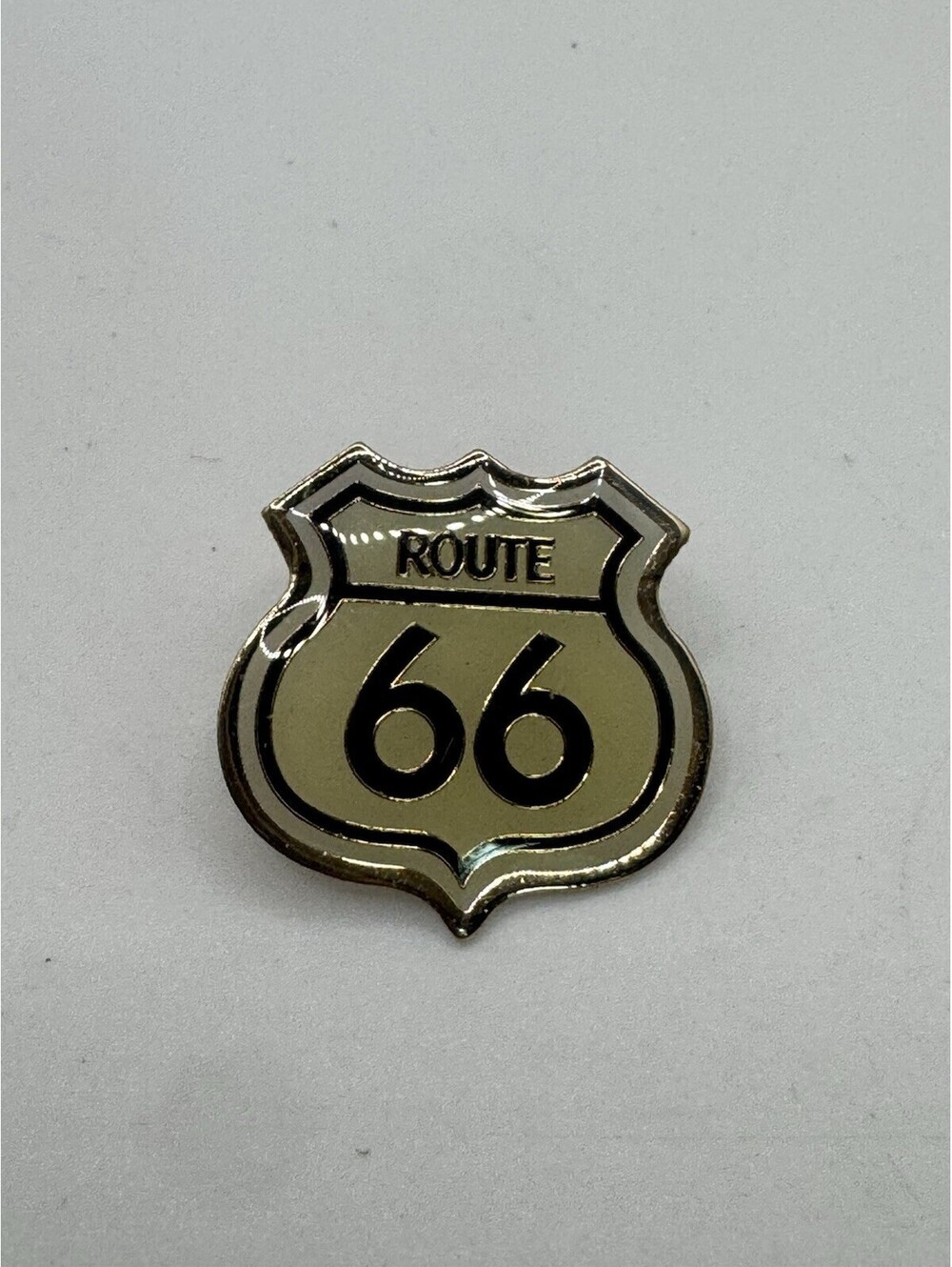Route 66 Highway Sign Souvenir Lapel Hat Pin SSI